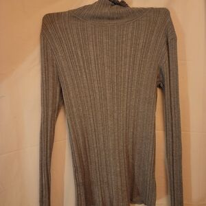 Time and Tru Women's Gray Ribbed Turtleneck Sweater